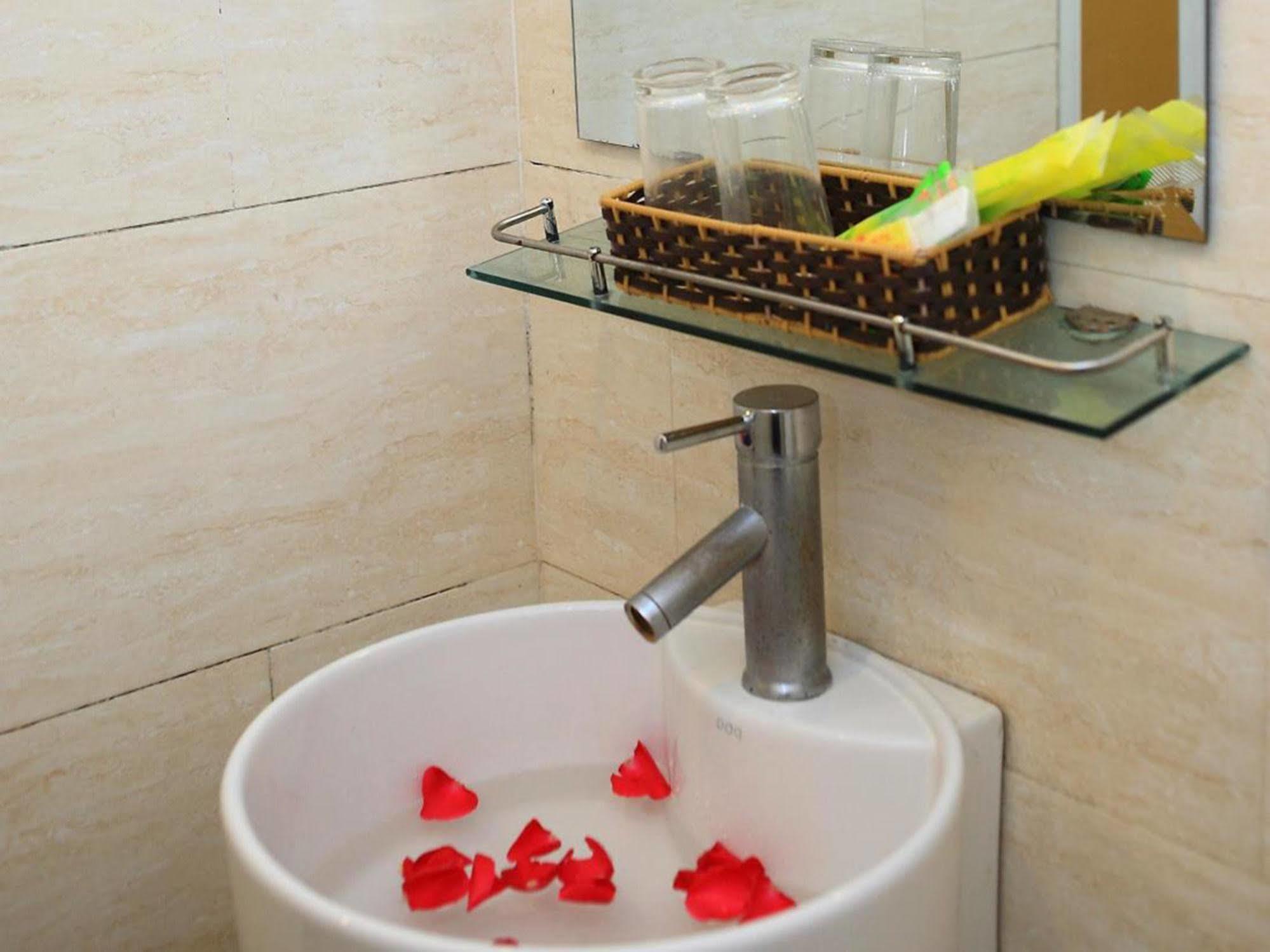 Hanoi Zesty Hotel 외부 사진